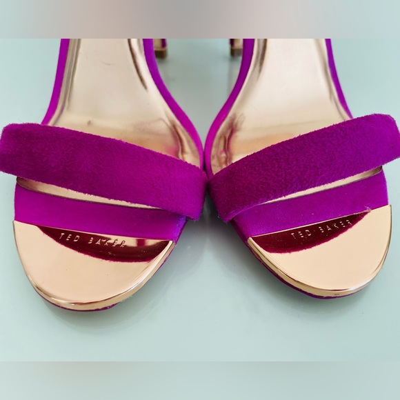 Ted Baker Sharlos Stiletto Sandal in Fuscia, Size 39.5 EU/9 US - Picture 6 of 10